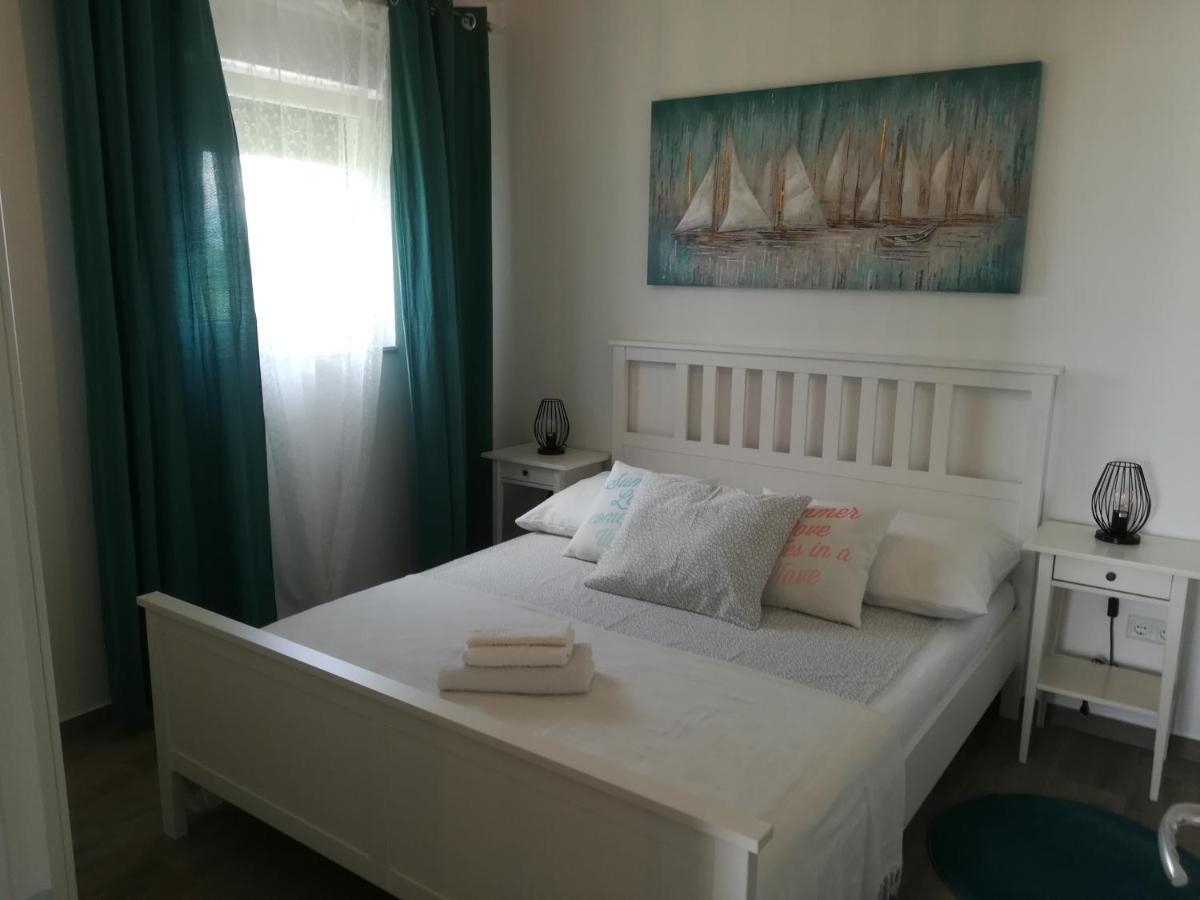 Apartment Antonella Nin Buitenkant foto