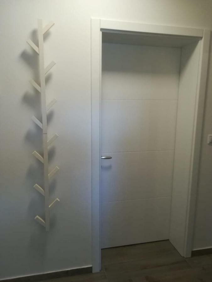 Apartment Antonella Nin Buitenkant foto