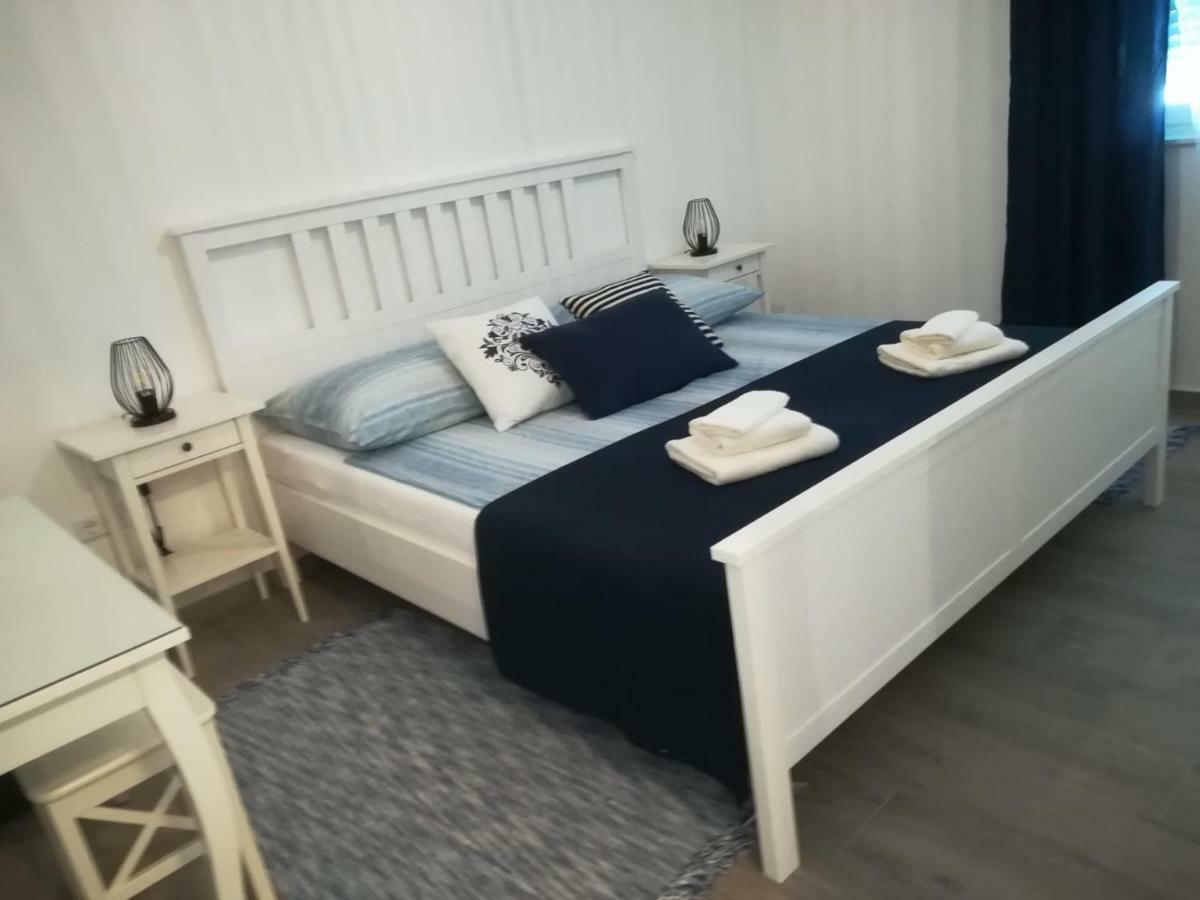 Apartment Antonella Nin Buitenkant foto